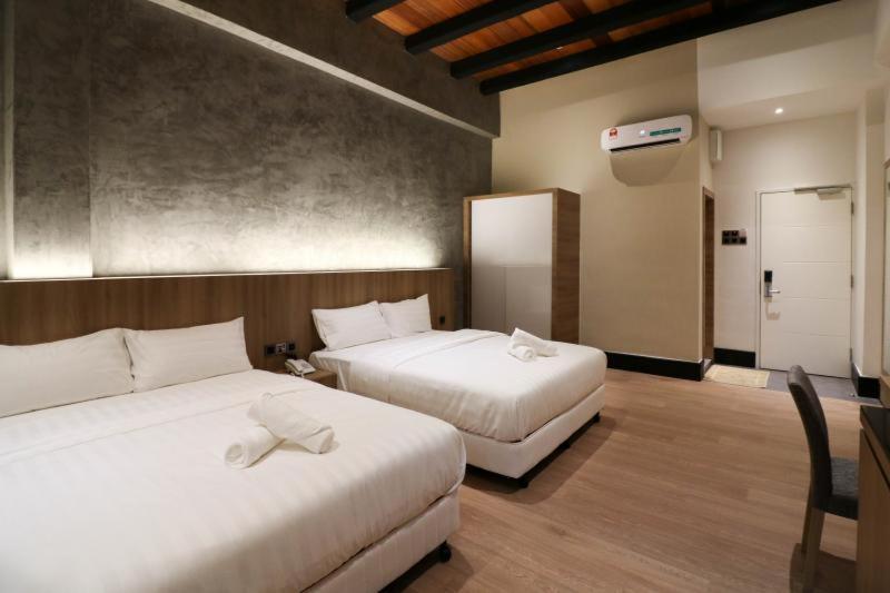 The Nines Hotel Malacca Esterno foto